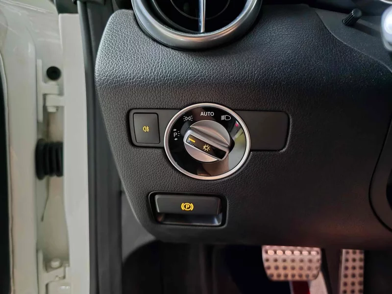 Mercedes-Benz SLC-Class