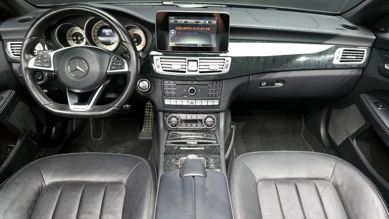 Mercedes-Benz CLS-Class