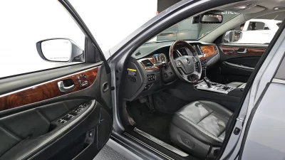 Hyundai Equus