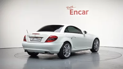 Mercedes-Benz SLK-Class