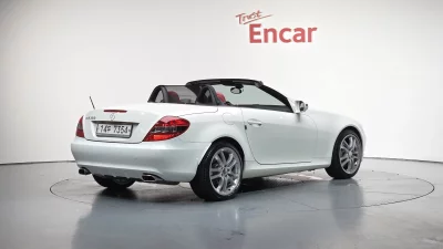 Mercedes-Benz SLK-Class
