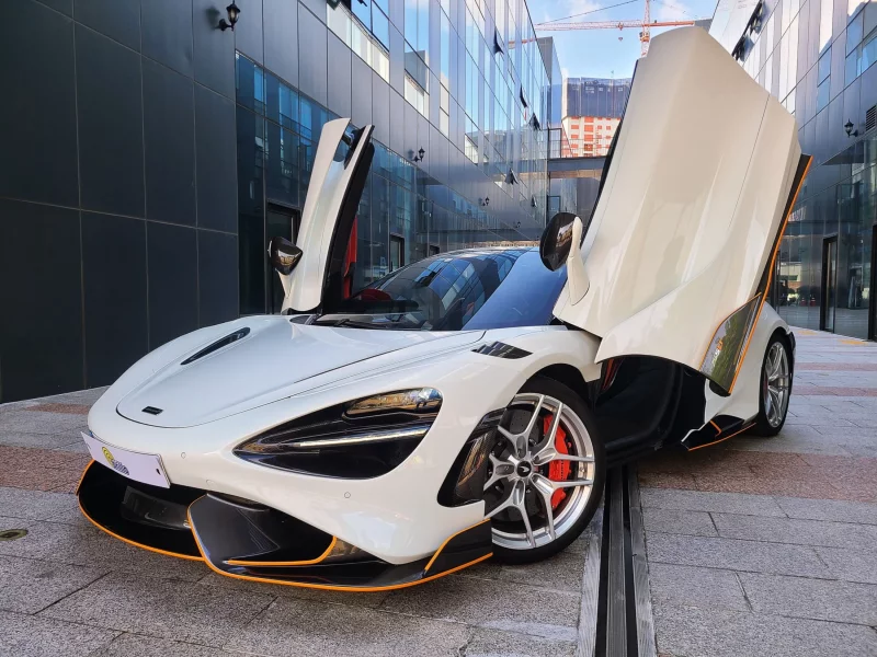Mclaren 765LT