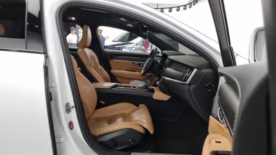 Volvo V90