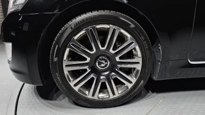 Hyundai Equus