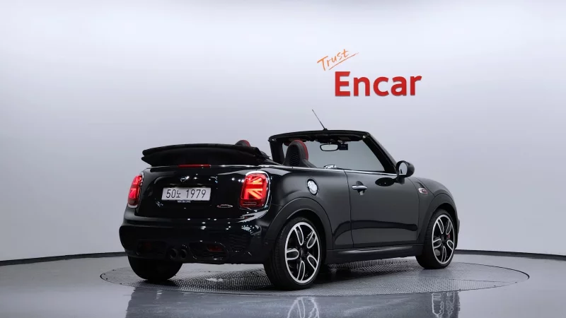 MINI Cooper Convertible