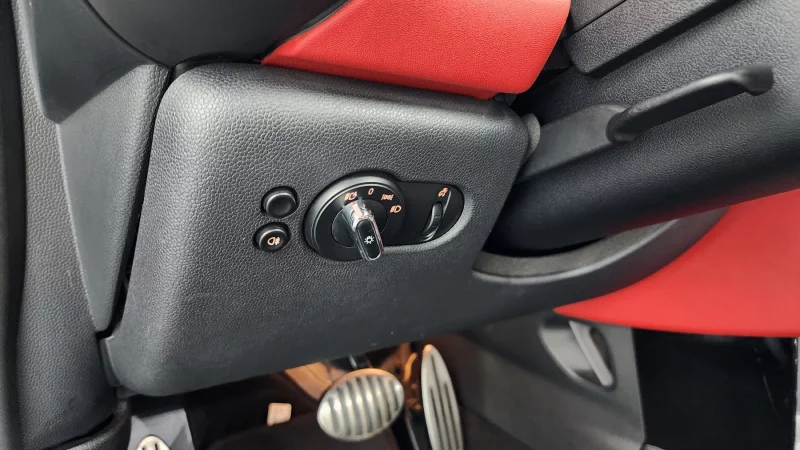 MINI Cooper Convertible