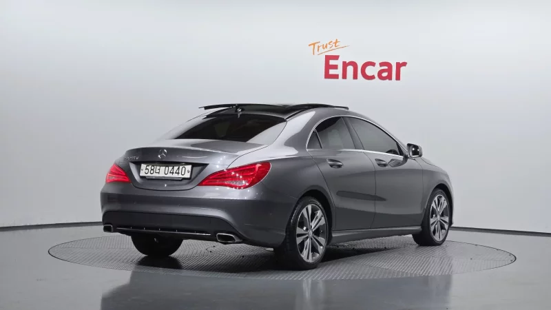 Mercedes-Benz CLA-Class