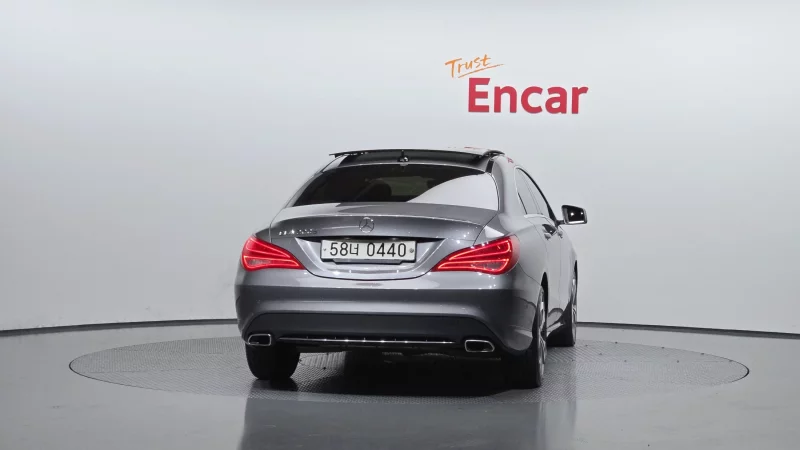 Mercedes-Benz CLA-Class
