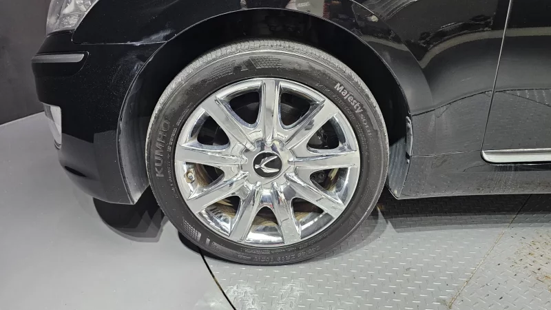Hyundai Equus