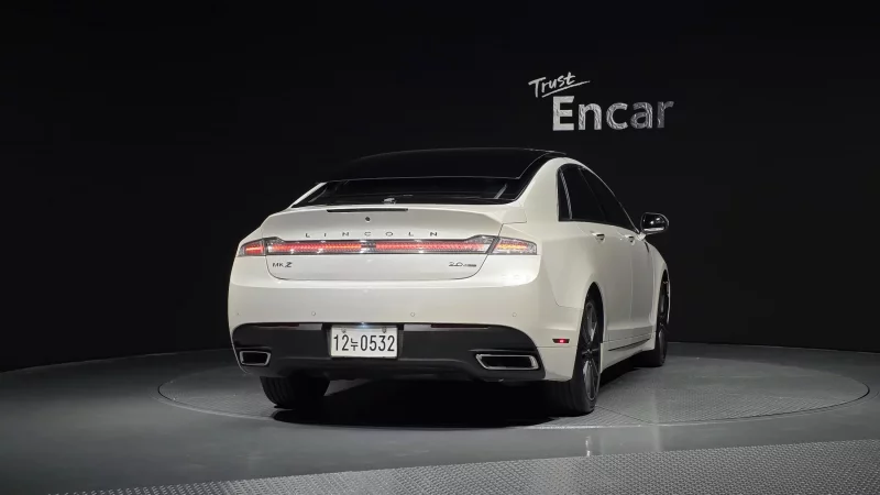 Lincoln MKZ