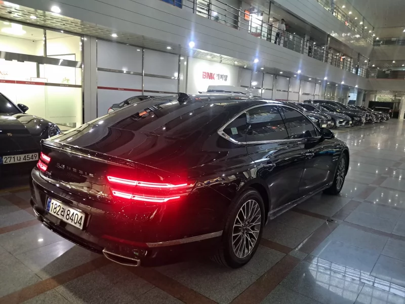 Genesis G80