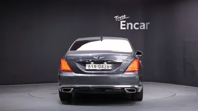 Genesis EQ900