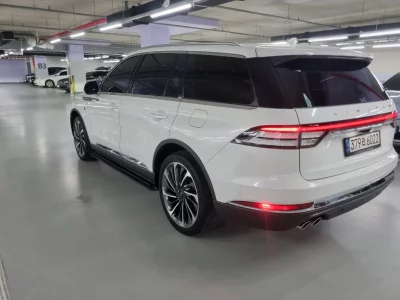 Lincoln AVIATOR