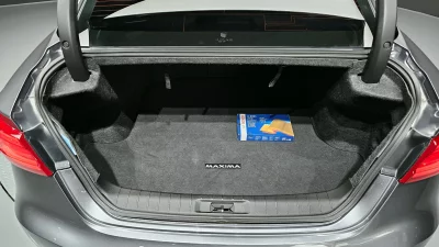 Nissan MAXIMA