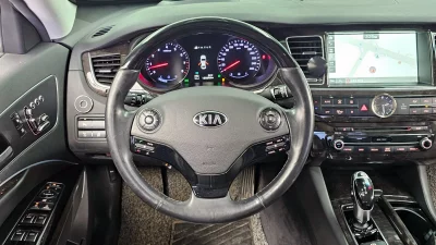 Kia K9