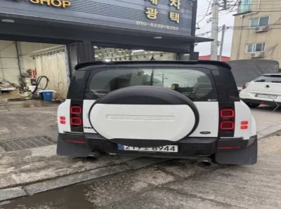Land Rover DEFENDER