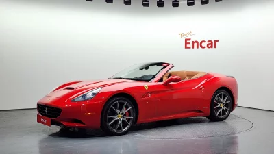 Ferrari CALIFORNIA