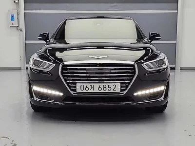 Genesis EQ900