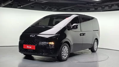 Hyundai Staria
