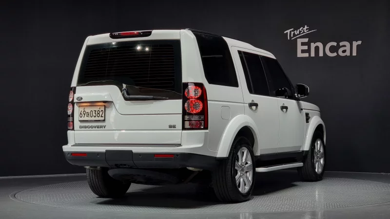 Land Rover DISCOVERY