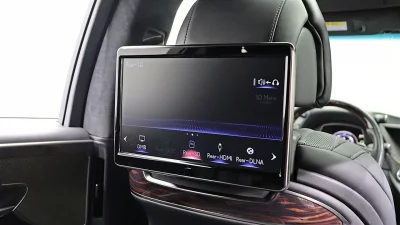 Lexus LS