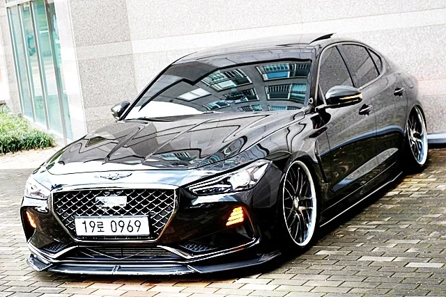 Genesis G70