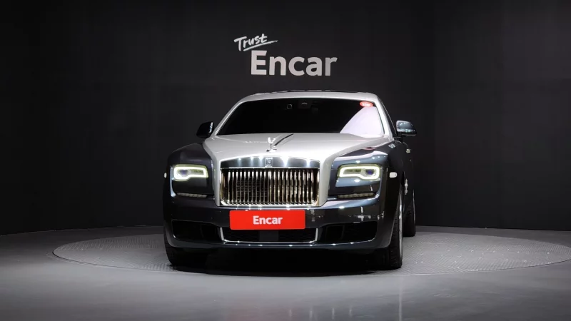 Rolls-Royce GHOST