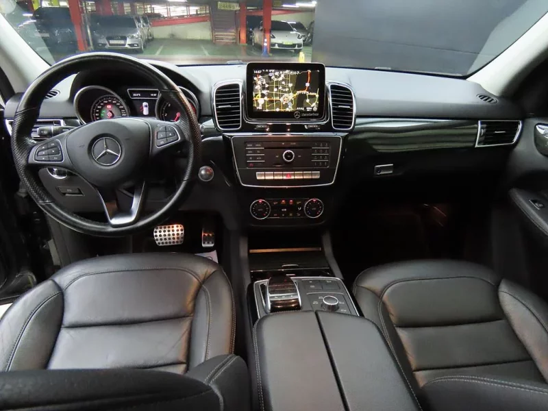 Mercedes-Benz GLE-Class