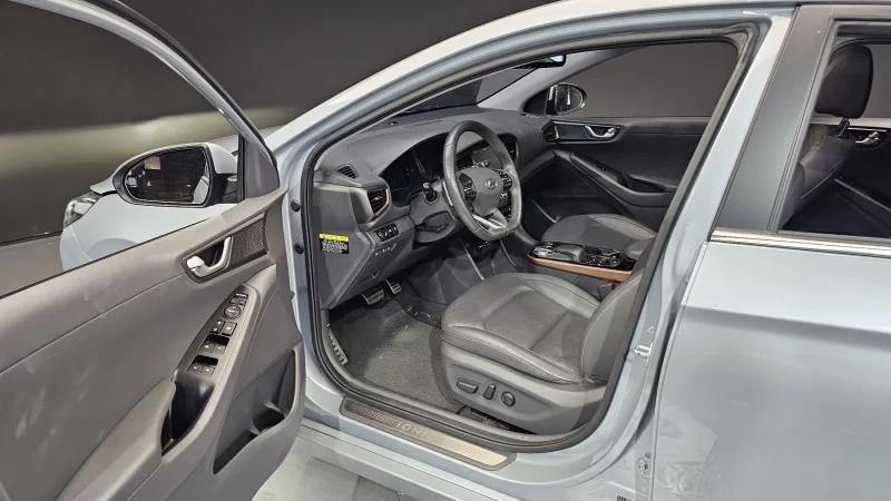 Hyundai Ioniq