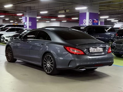 Mercedes-Benz CLS-Class