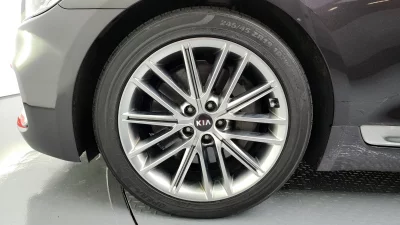Kia K9