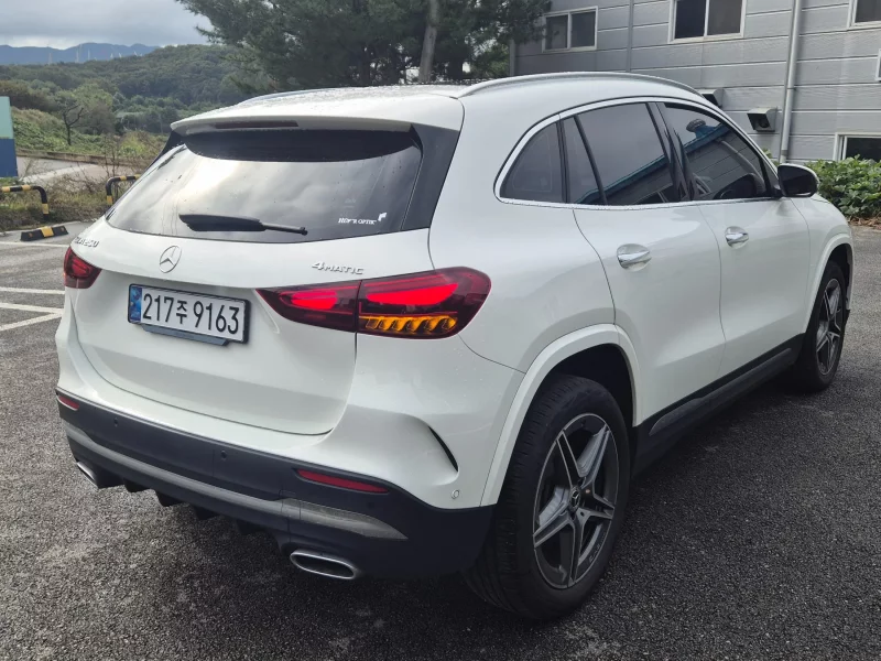 Mercedes-Benz GLA-Class