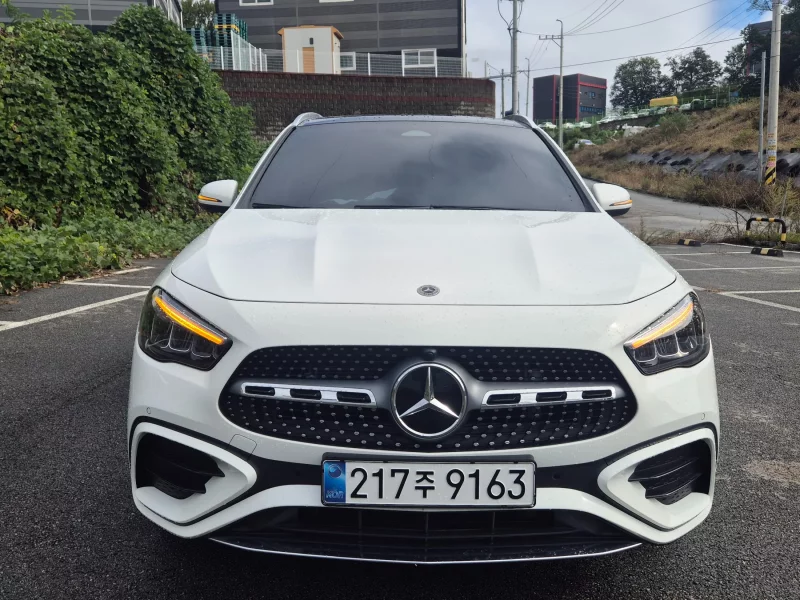 Mercedes-Benz GLA-Class