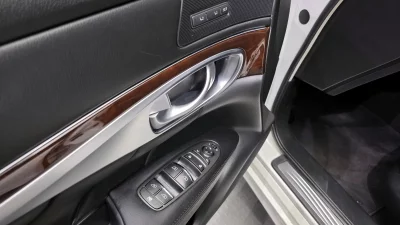Infiniti Q70