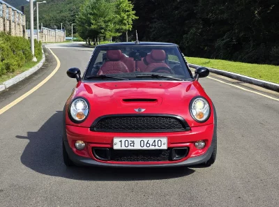MINI Cooper Convertible