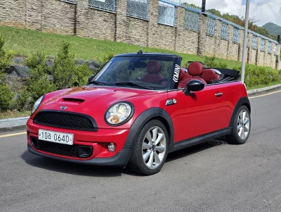 MINI Cooper Convertible