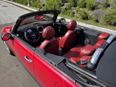 MINI Cooper Convertible