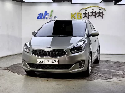 Kia Carens