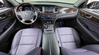 Hyundai Equus