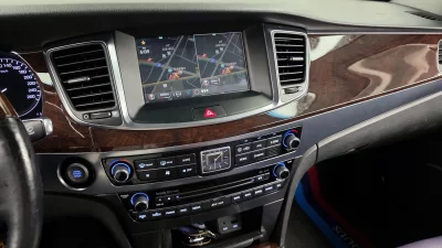Hyundai Equus