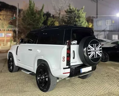 Land Rover DEFENDER