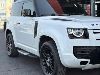 Land Rover DEFENDER