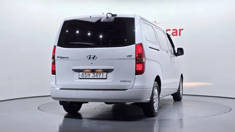 Hyundai Grand Starex