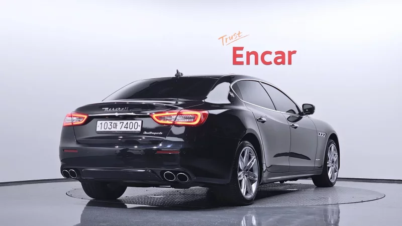 Maserati QUATTROPORTE