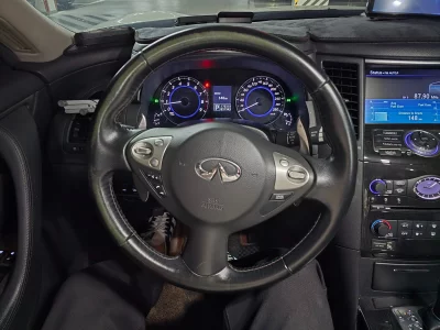 Infiniti FX