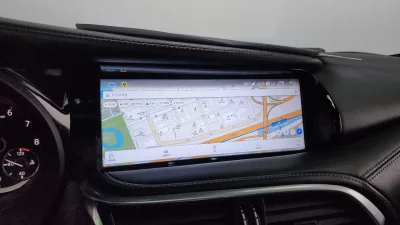 Infiniti Q30