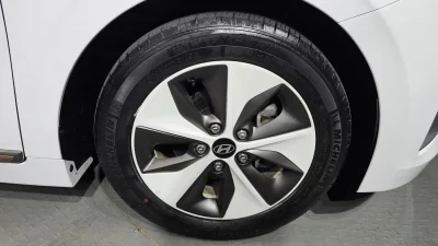 Hyundai Ioniq