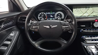 Genesis EQ900