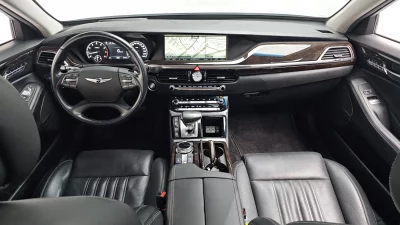 Genesis EQ900