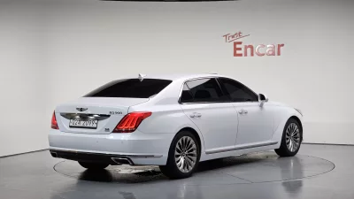 Genesis EQ900